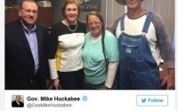 Kentucky clerk who denied gay marriage licenses released from jail, and Huckabee is there