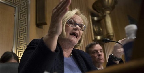 dums_small What Has Gotten Into the Democrats? Democratic Party  