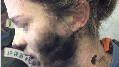 headphonesexplode_small Woman's headphones reportedly explode during flight after falling asleep World News  