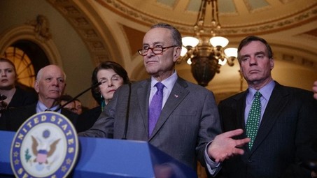 schumeruncool_small Schumer goes off on Trump supporter at NYC restaurant, witness says Violence  