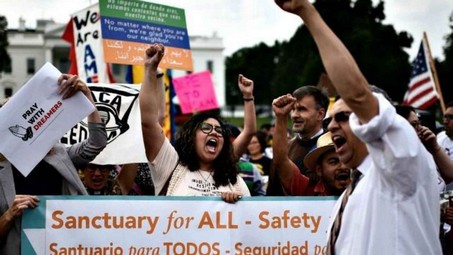 sanc_small Democrats Insist on DACA Amnesty Democratic Party  